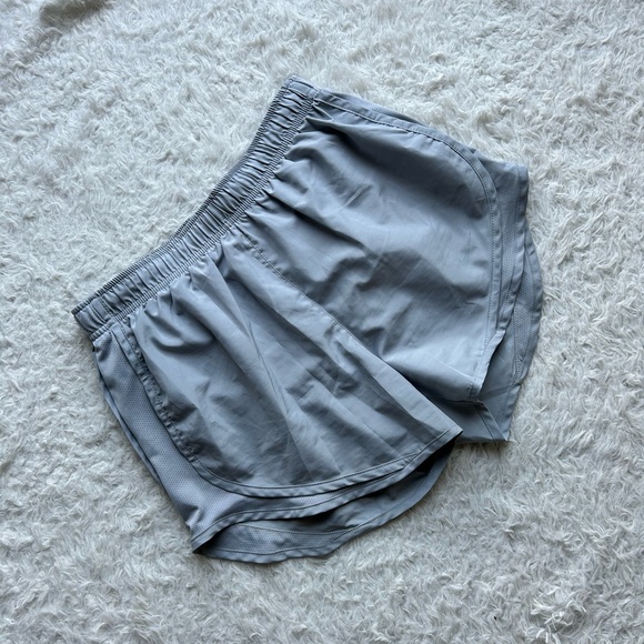 Nike Gray Dri-Fit Running Shorts Size Small - Picture 1 of 11